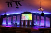 Screen Innovations Screen at Church of the Emmanuel